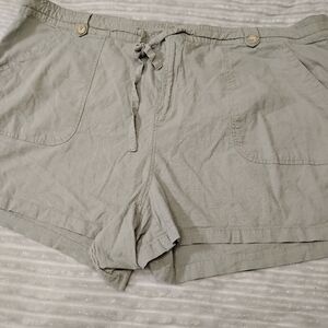 Torrid Women's Size 24 Linen Blend Casual Green Gray Shorts